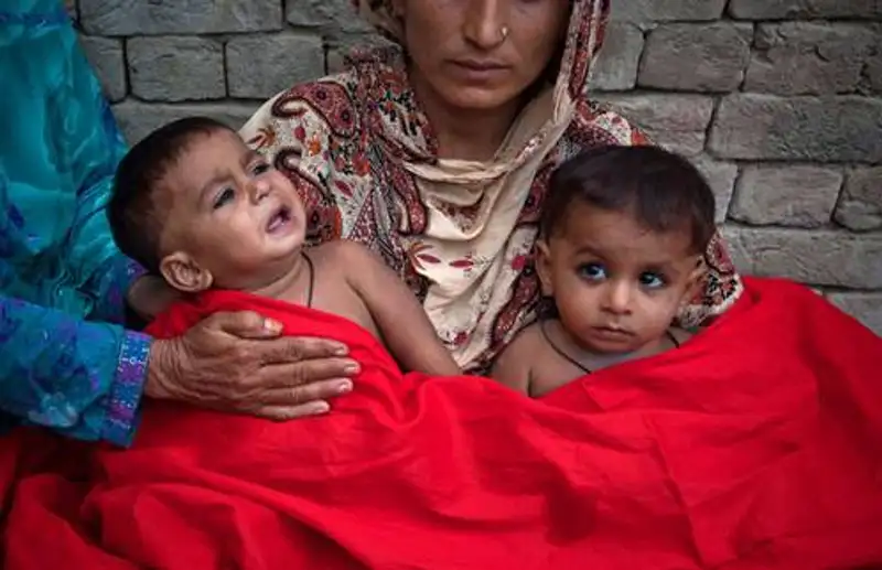 floods05 Наводнение в Пакистане: Год спустя, фото - Новости Zakon.kz от 08.08.2011 18:09