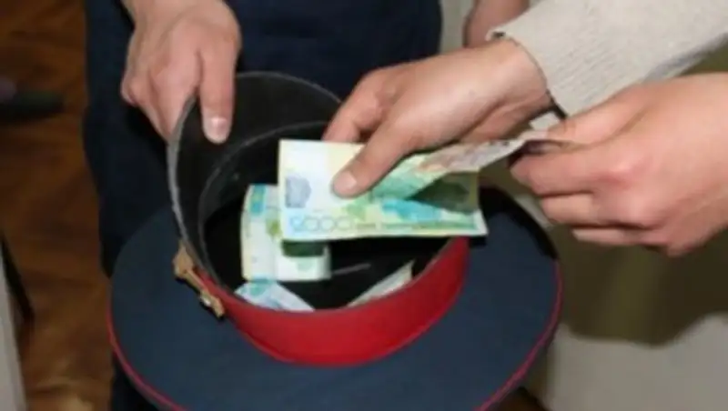 На пять лет осудили полицейского из Уральска за взятку в 5 тыс тенге