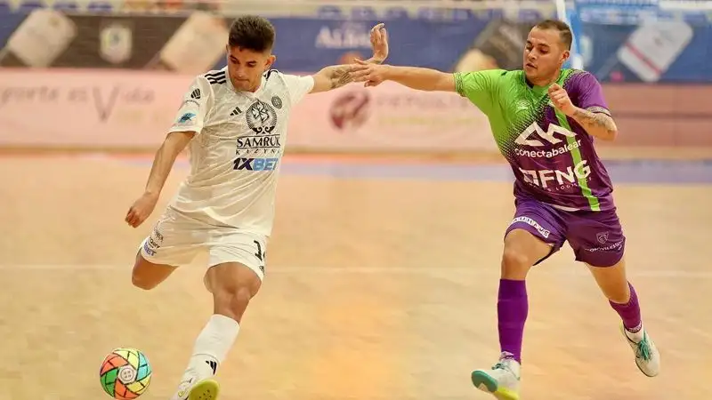 Футзальный "Кайрат" обыграл действующих чемпионов Европы