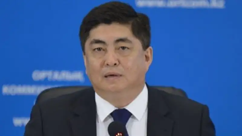 Освобожден от должности ответственный секретарь Министерства по делам госслужбы РК