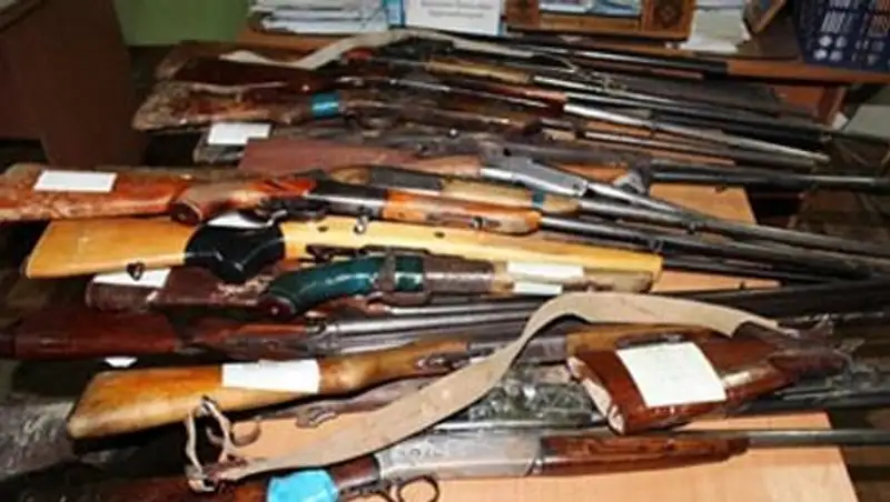 В ЮКО около 300 человек добровольно сдали огнестрельное оружие