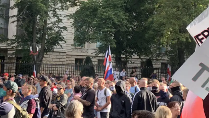 Митингующие в Берлине скандируют "Путин!"