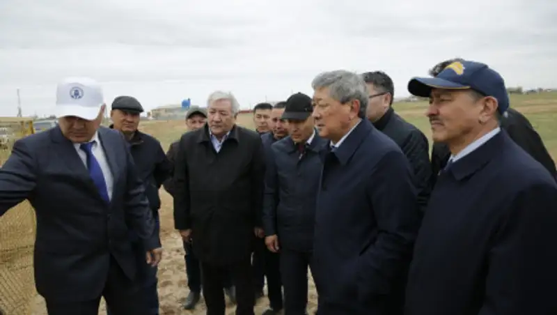 Депутаты Мажилиса посетили отдаленные населенные пункты Атырауской области