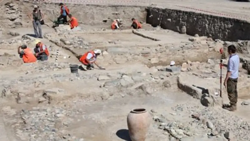 Таразские археологи обнаружили грандиозные сооружения