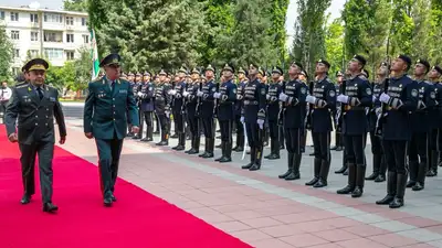 Министры обороны Казахстана и Узбекистана обсудили перспективы развития сотрудничества, фото - Новости Zakon.kz от 18.05.2023 17:42