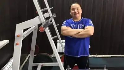 Чемпинка мира по пауэрлифтингу, фото - Новости Zakon.kz от 28.05.2022 00:07