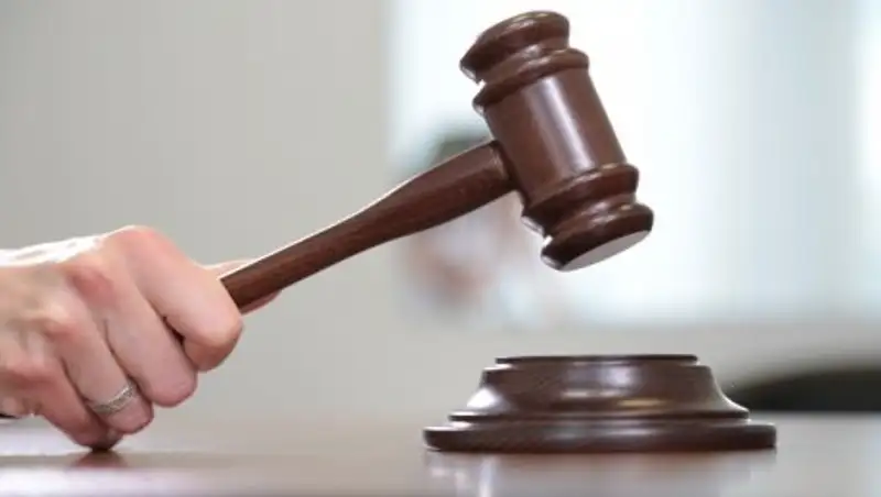 Двое офицеров избили хозяина кафе - вынесен приговор