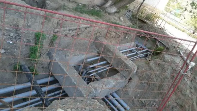 Продолжается реконструкция теплотрассы в Бурлинском районе ЗКО