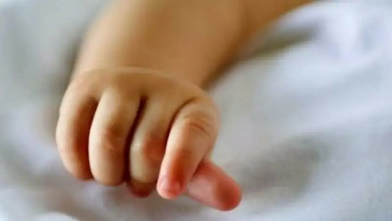 В Кокшетау у 10-месячной девочки подозревают менингит