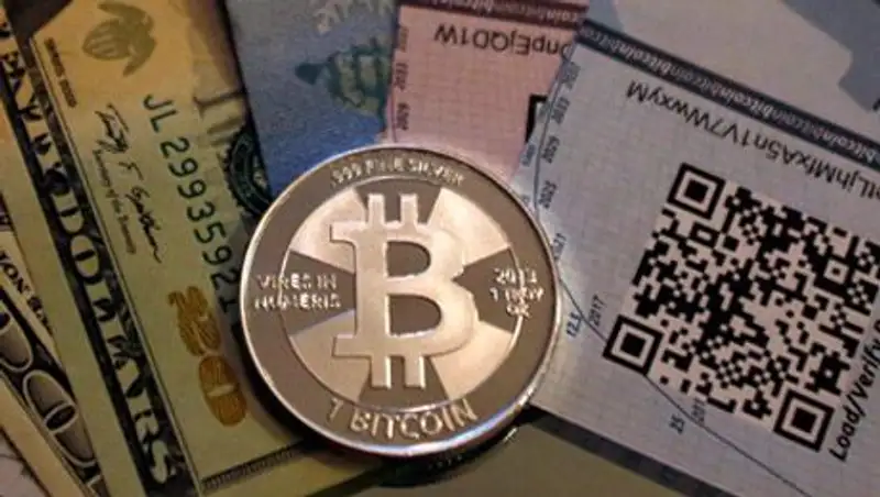 Хакер получил за поиск фото обнаженных звезд 120 долларов