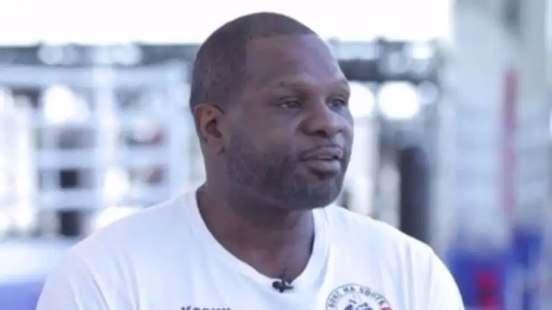 "На 100 процентов русский": американский боксер сменил свое отчество в честь Путина