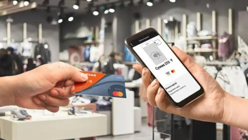 Использовать POS-терминал в смартфоне предложил бизнесменам Jýsan Bank