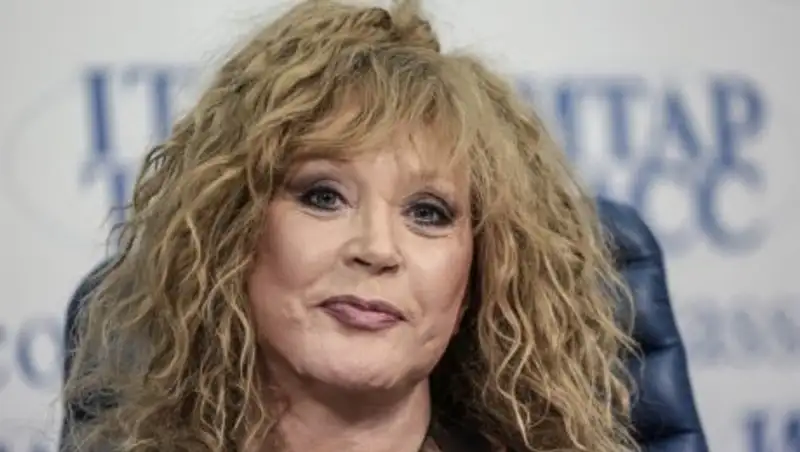 Аллу Пугачеву обвинили в плагиате после премьеры на "Голубом огоньке"