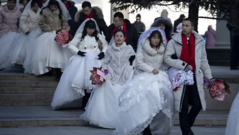 В Китае выросло число разводов после эпидемии коронавируса