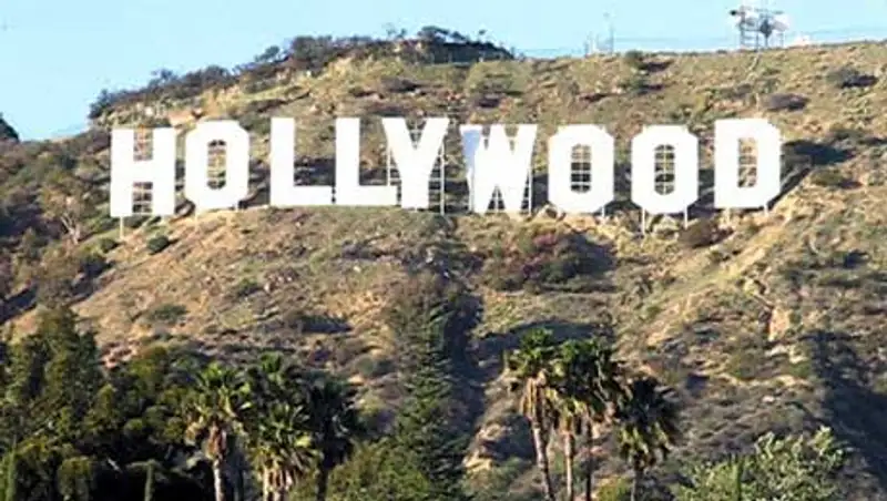 В Голливуде школьницу избили и изнасиловали на вечеринке: среди арестованных есть девочки