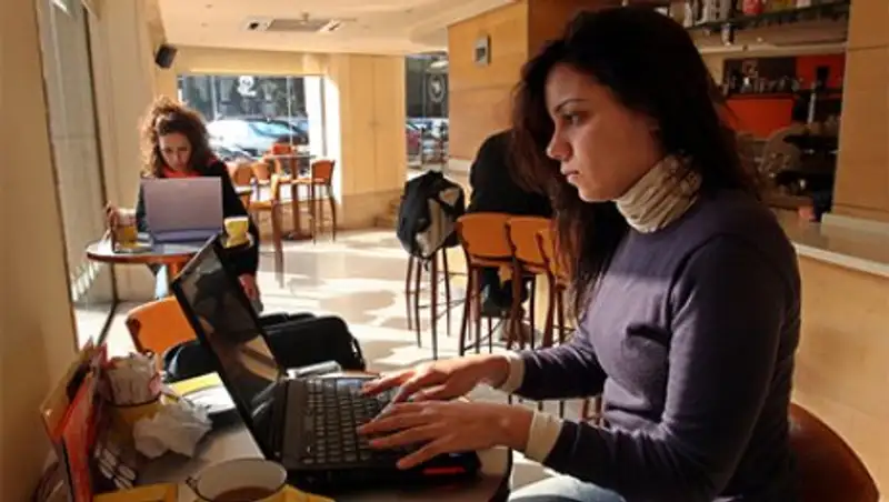 Специалисты объяснили любовь женщин к гей-порно