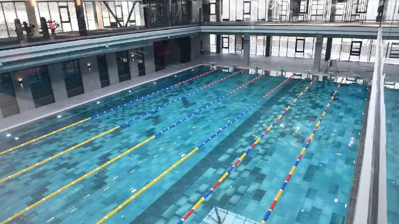 Утверждены санэпидтребования к бассейнам, баням и хостелам