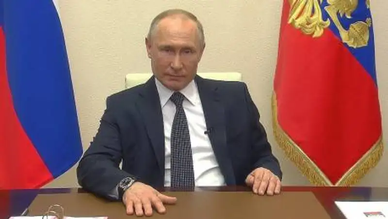 Стало известно, сколько заработал Путин за 2020 год