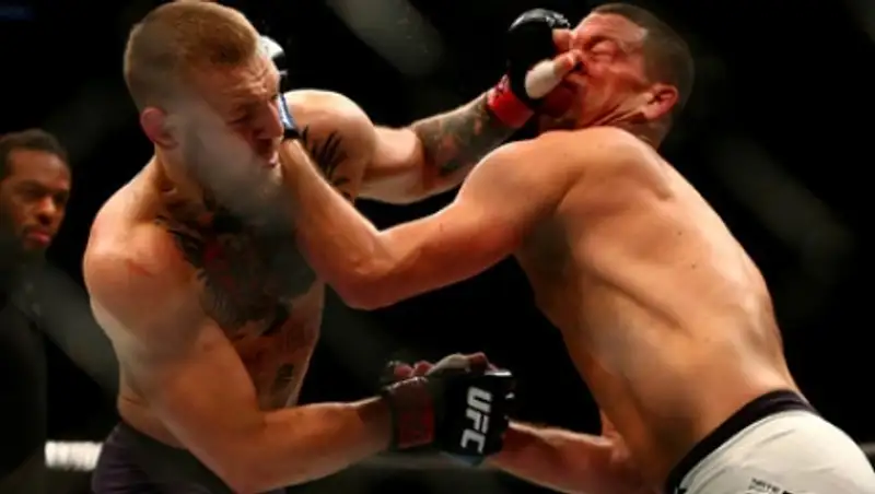 Депутат Госдумы предложил чемпиону UFC Макгрегору стать гражданином России