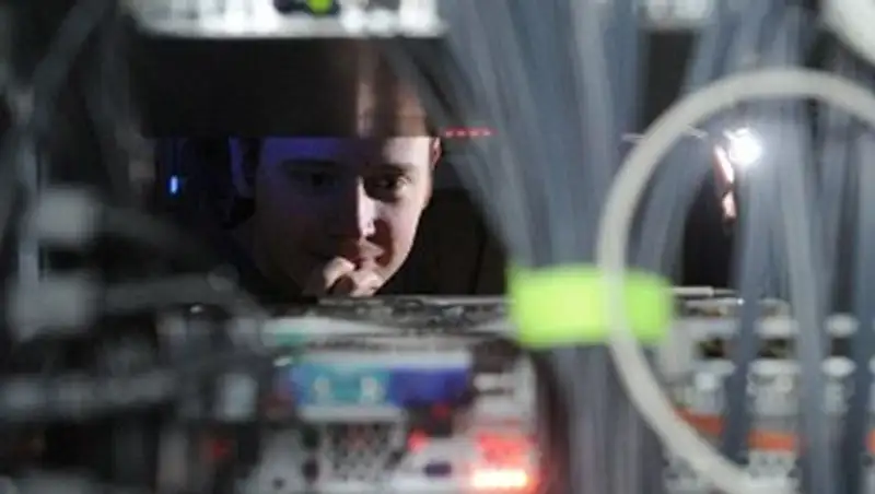 Организация "КиберБеркут" заблокировала телефоны депутатов Верховной Рады