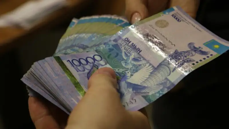 Руководителя дома культуры и главбуха осудили за хищение 722 тысяч тенге