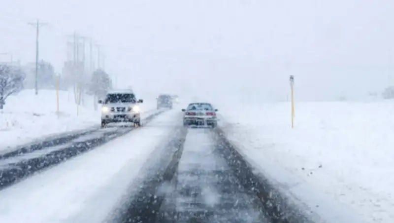 Осадки, туман и гололед ожидают казахстанцев в выходные