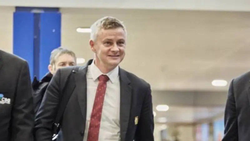 "Манчестер Юнайтед" прилетел в Казахстан на матч с "Астаной"