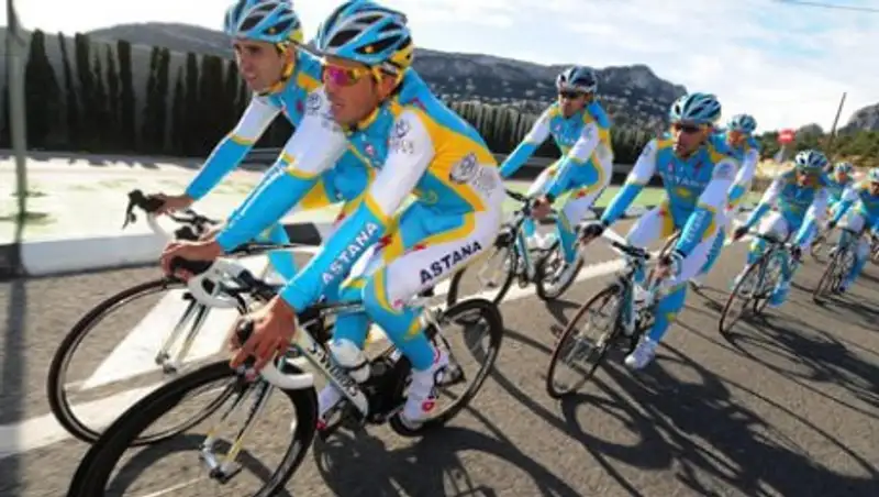 «Астана» подписала контракты с четырьмя новыми велогонщиками