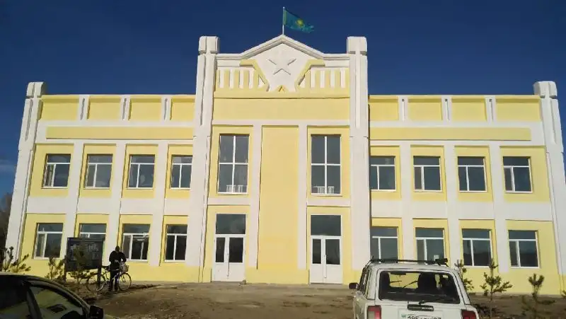 В одном из поселков Акмолинской области отремонтировали сельский клуб
