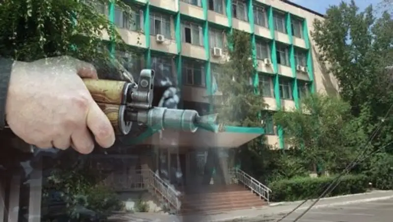 Теракт в Алматы: обвиненного в бездействии экс-начальника РУВД пока не могут наказать