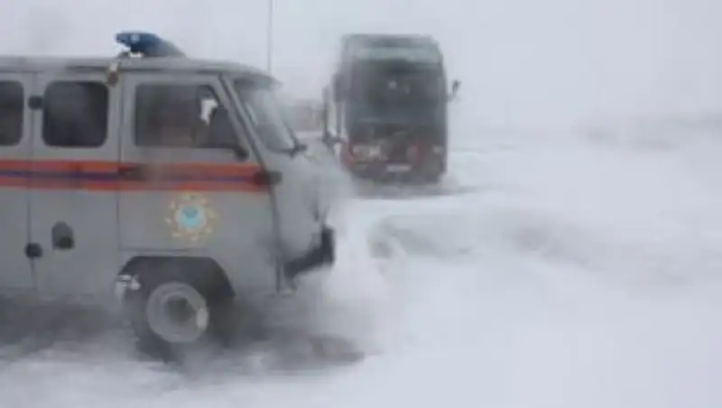 &#1178;ара&#1171;анды облысында жолда &#1179;ал&#1171;ан 81 адам эвакуацияланды