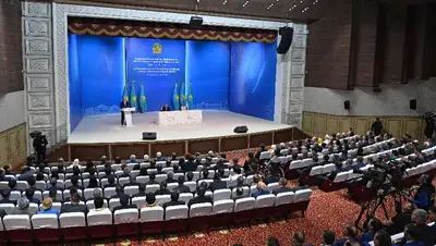 Началась встреча Касым-Жомарта Токаева с общественностью Жетысуской области, фото - Новости Zakon.kz от 20.10.2022 09:58