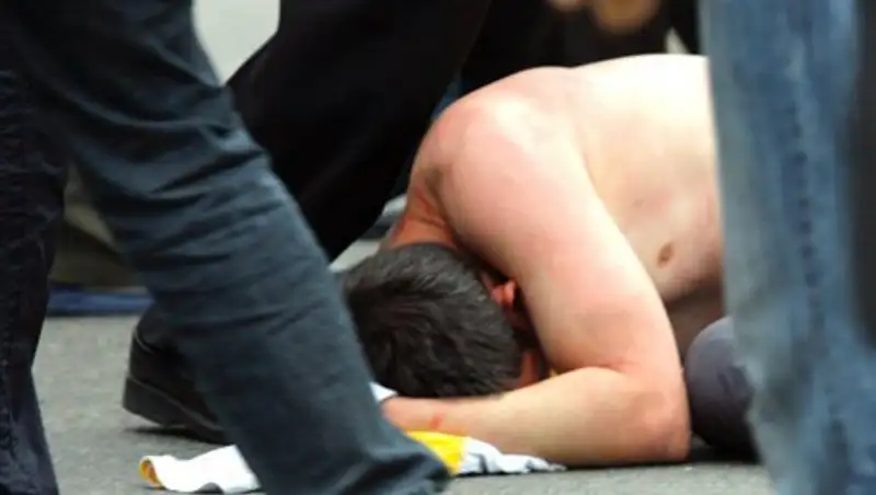 Несколько человек пострадало в драке на озере в Павлодарской области