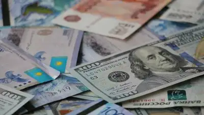 otyrar.kz, фото - Новости Zakon.kz от 20.11.2018 16:15