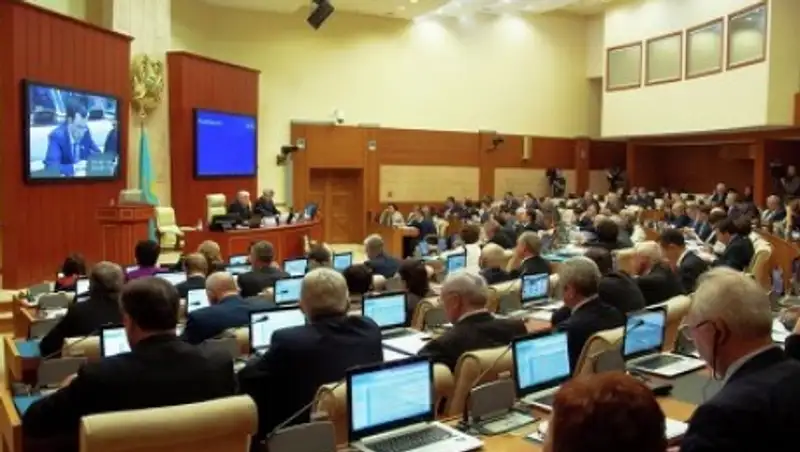 Мажилис одобрил законопроект о государственной молодежной политике