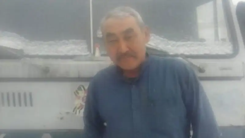 В Усть-Каменогорске мужчина вынес женщину и ребенка из горящего дома