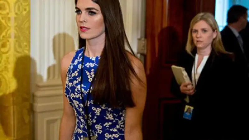 Директором по коммуникациям Белого дома стала молодая помощница Трампа