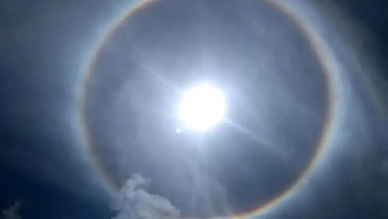 Алматинцы наблюдали необычное природное явление