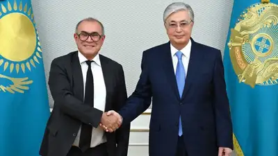 Токаев принял известного американского экономиста, фото - Новости Zakon.kz от 09.06.2023 17:54