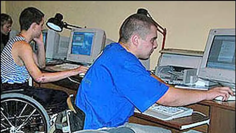 В Акмолинской области трудоустроят 715 человек с ограниченными возможностями