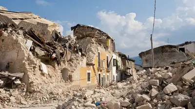 Мощное землетрясение в Непале: СМИ сообщают о 37 погибших