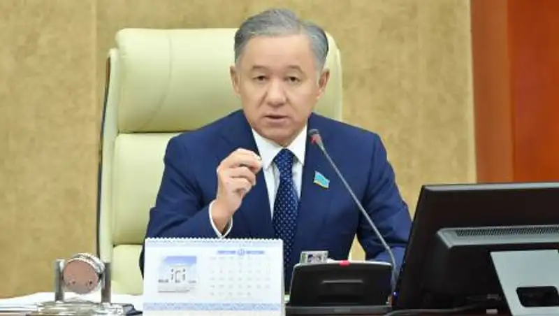 Нигматулин: Продажа и аренда земли иностранцам будет запрещена на законодательном уровне