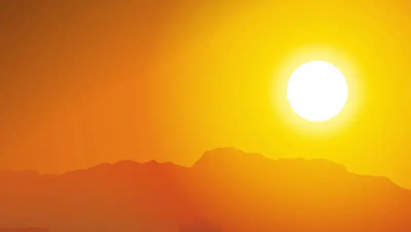 О сильной жаре предупредили жителей Алматинской области и Алматы