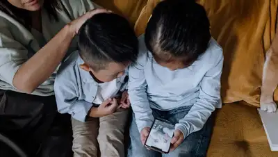 Гаджеты, дети, психология, привычки, фото - Новости Zakon.kz от 14.04.2022 17:33