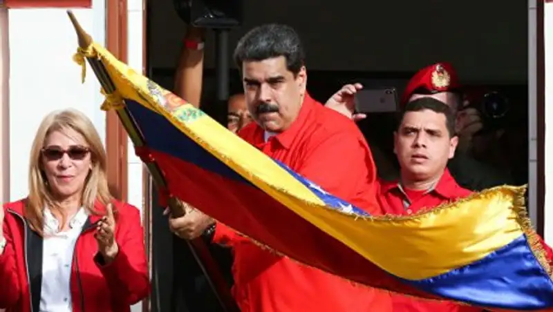 Мадуро отказался покидать пост президента