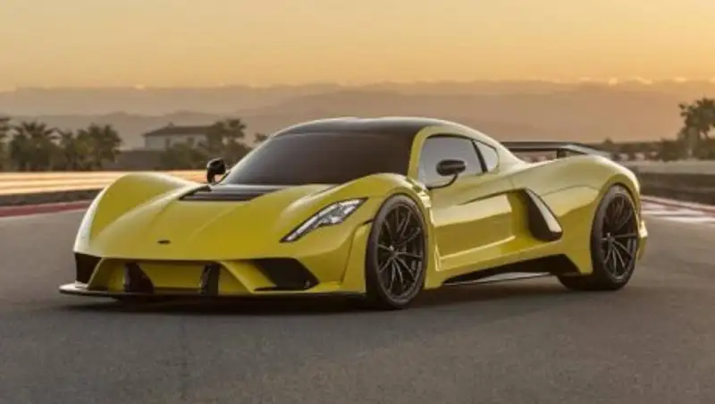 1600 л.с. и 483 км/ч максималки: Hennessey представила гиперкар Venom F5