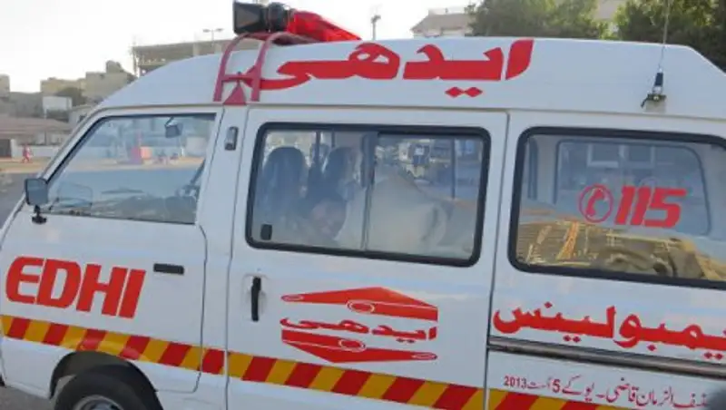 Число погибших при возгорании бензовоза в Пакистане увеличилось до 140