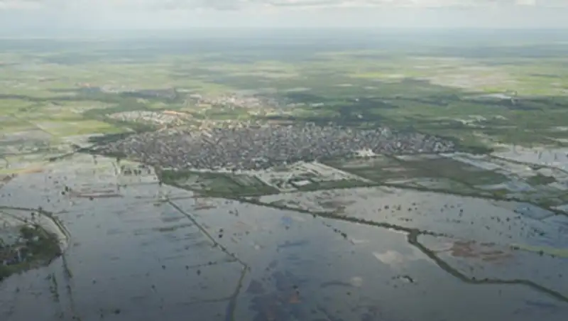 Власти Сомали объявили о гибели 300 человек из-за шторма, фото - Новости Zakon.kz от 14.11.2013 16:15