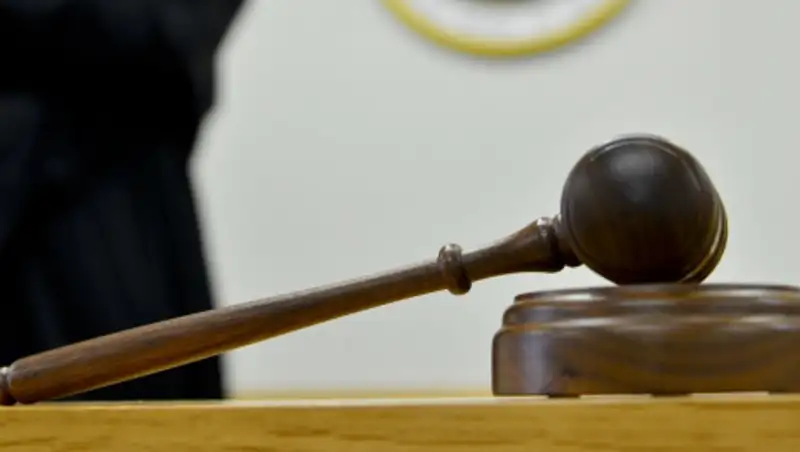 Двух девочек будут судить за гибель женщины