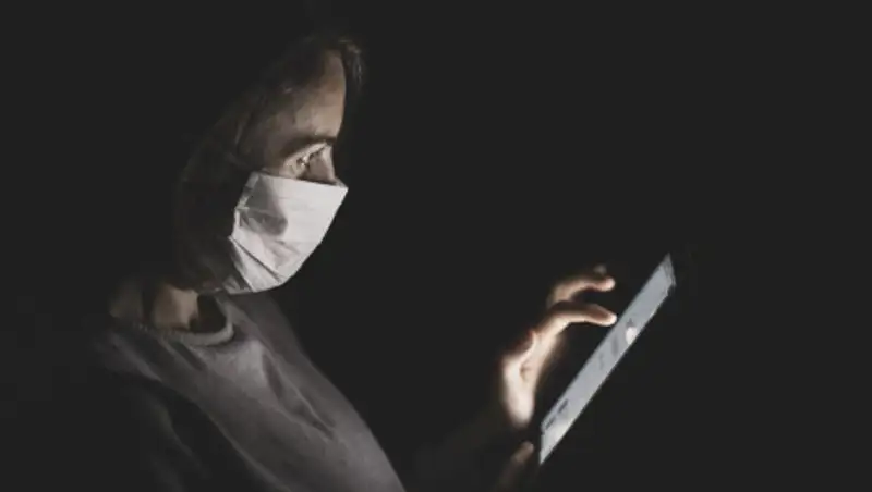 Штраф и арест. В Павлодаре наказали авторов фейков о коронавирусе